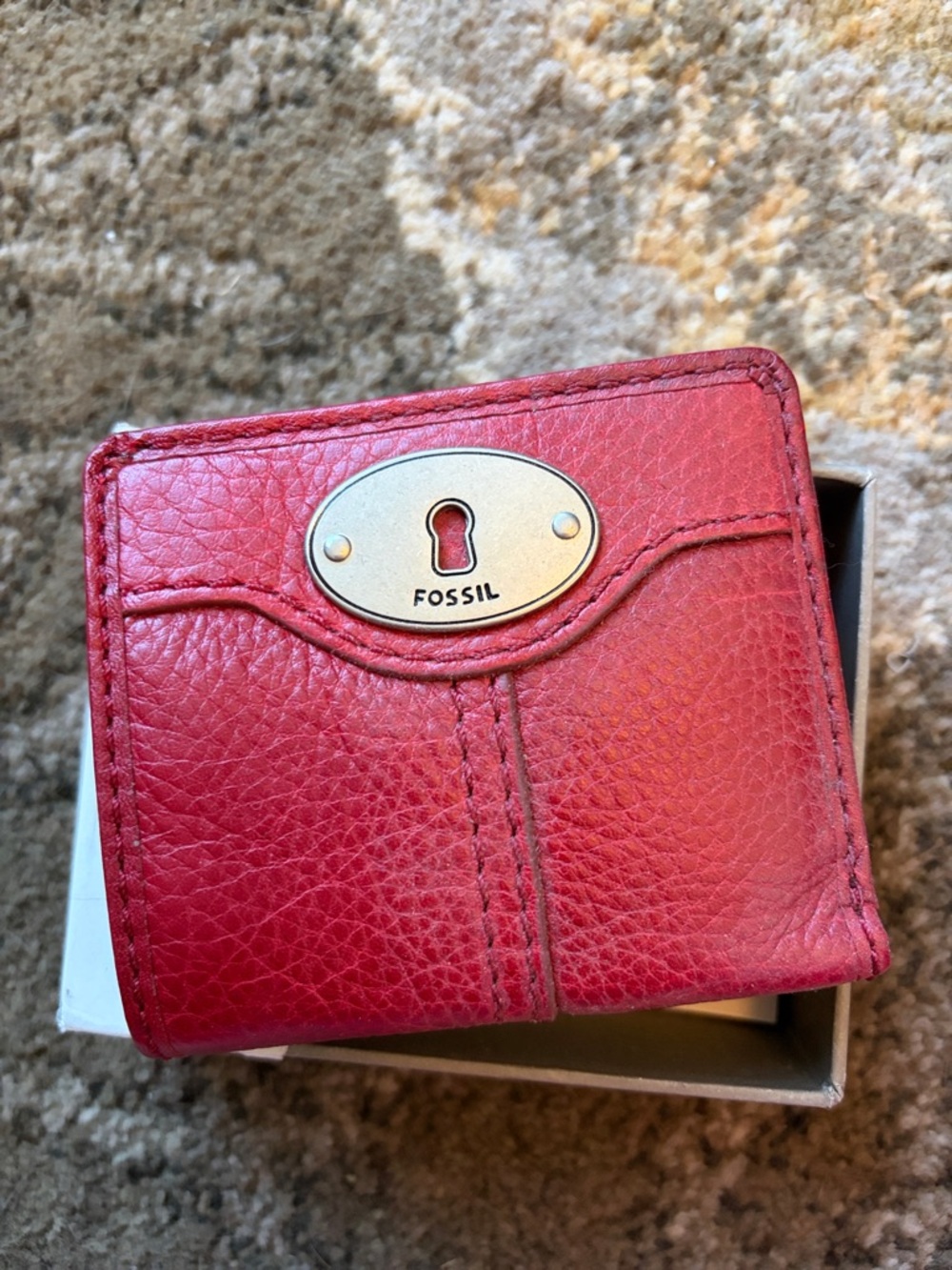 Fossil Red Textured Leather Card & Key Holder with Keyhole Plaque